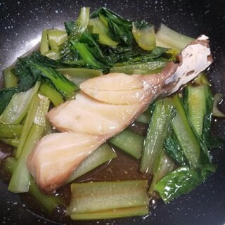 鱈の味醂漬けと小松菜のフライパン蒸し